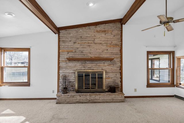 2809 Dewey Court, Middleton, WI 53562