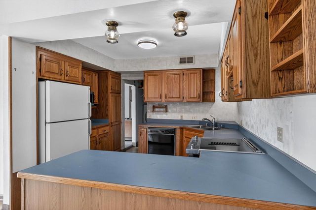2809 Dewey Court, Middleton, WI 53562