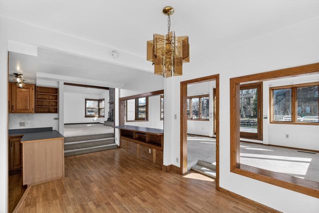 2809 Dewey Court, Middleton, WI 53562