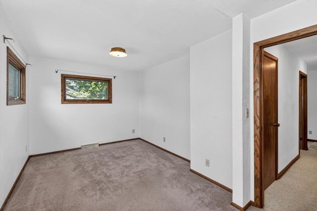 2809 Dewey Court, Middleton, WI 53562