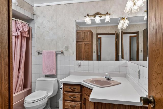 2809 Dewey Court, Middleton, WI 53562