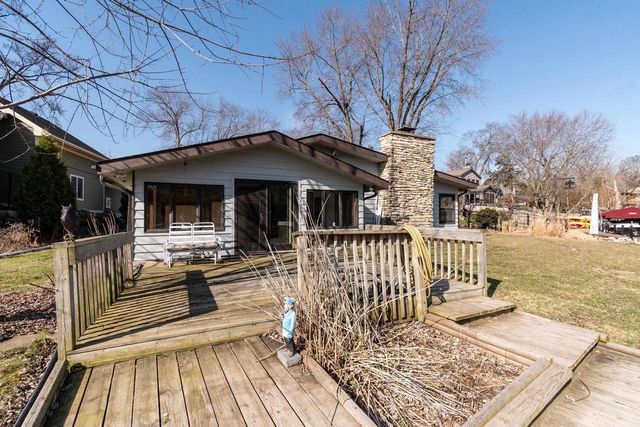 2809 Dewey Court, Middleton, WI 53562