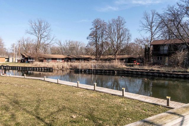 2809 Dewey Court, Middleton, WI 53562