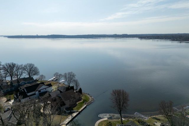 2809 Dewey Court, Middleton, WI 53562
