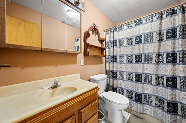 518 County Road 2343, Dayton, TX 77535