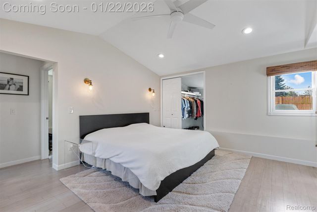 6740 Barabeau Drive, Troy, MI 48085