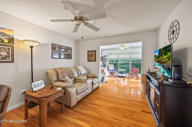 5033 Atoka Lane, Crossville, TN 38572