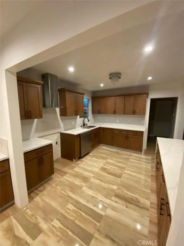 307 N Broadacres Avenue, Compton, CA 90220