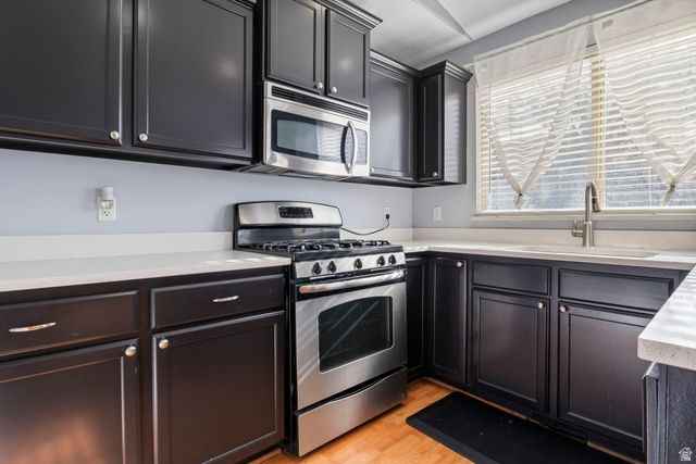 6157 W NELLIES ST, West Jordan, UT 84081