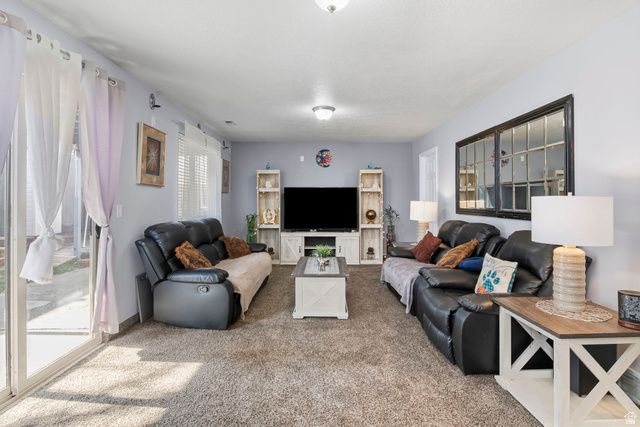 6157 W NELLIES ST, West Jordan, UT 84081