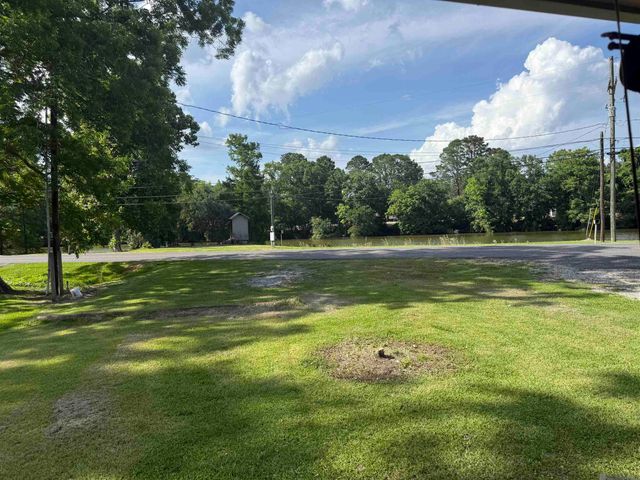 62825 Bayou Rd, Plaquemine, LA 70764