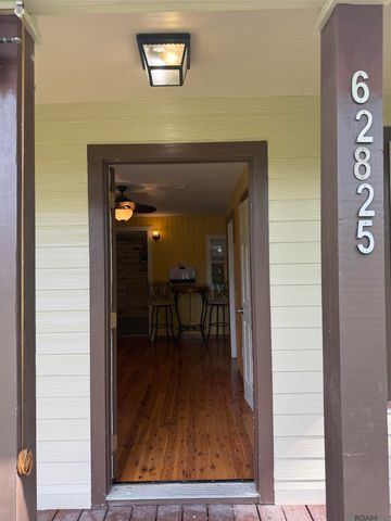62825 Bayou Rd, Plaquemine, LA 70764