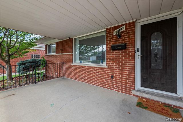 11447 Edwin Drive, Warren, MI 48093