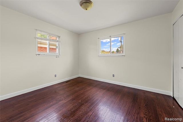 11447 Edwin Drive, Warren, MI 48093