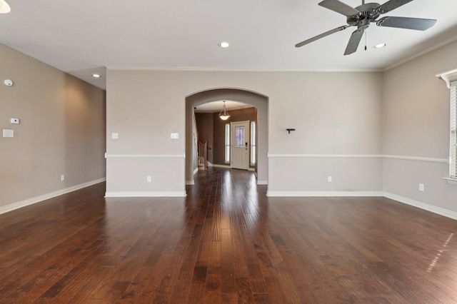 5107 Chesterfield Place, Arlington, TX 76017