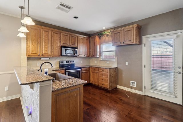 5107 Chesterfield Place, Arlington, TX 76017