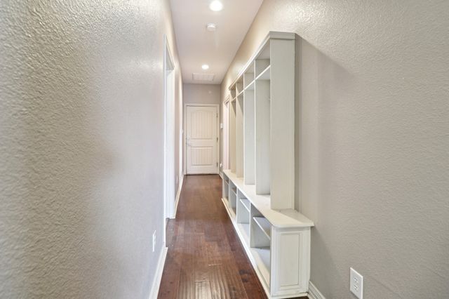 5107 Chesterfield Place, Arlington, TX 76017