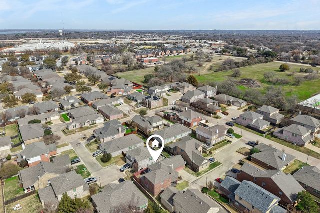 5107 Chesterfield Place, Arlington, TX 76017