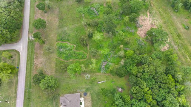 49 Lakeview Drive, Alvin, TX 77511