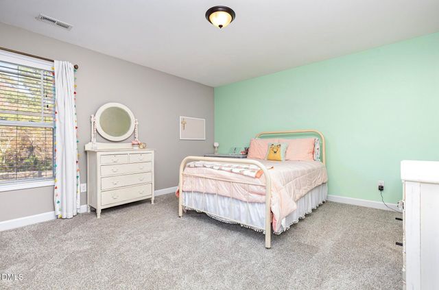 275 Gwendolyn Way, Fuquay Varina, NC 27526