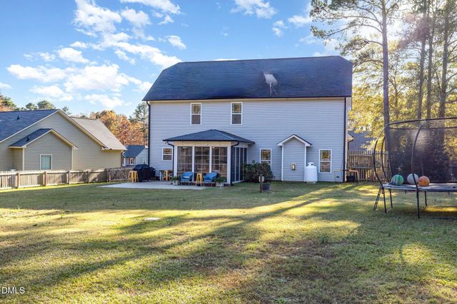 275 Gwendolyn Way, Fuquay Varina, NC 27526