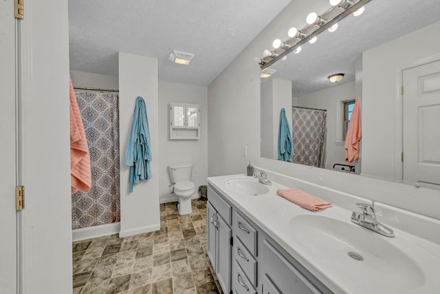 1235 Hallwood Drive, Morehead, KY 40351