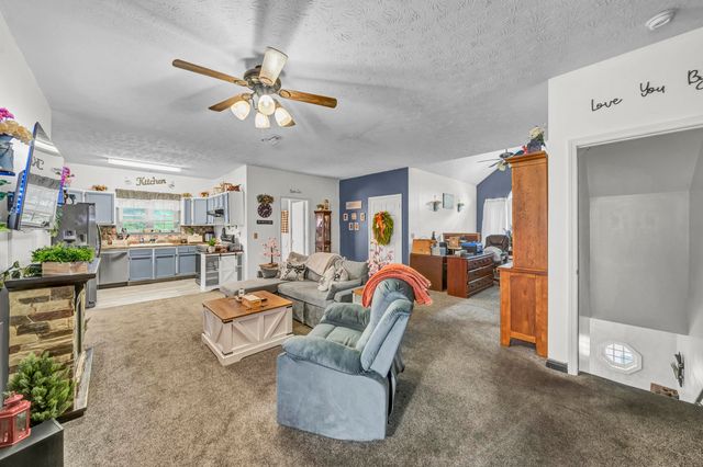 1235 Hallwood Drive, Morehead, KY 40351