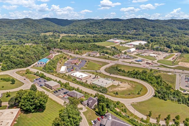 1235 Hallwood Drive, Morehead, KY 40351