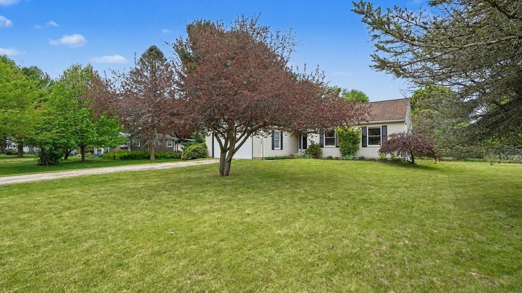 8395 Huron River Drive, Dexter, MI 48130