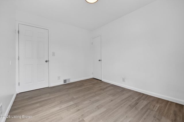 418 W Southside Ct, Louisville, KY 40214