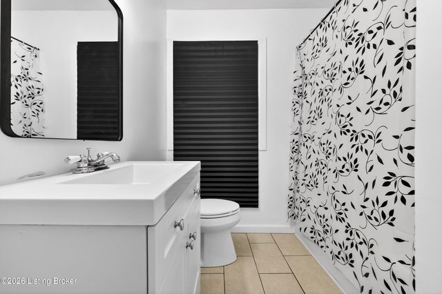 418 W Southside Ct, Louisville, KY 40214