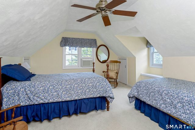 84 University Drive, Fairfield, CT 06824
