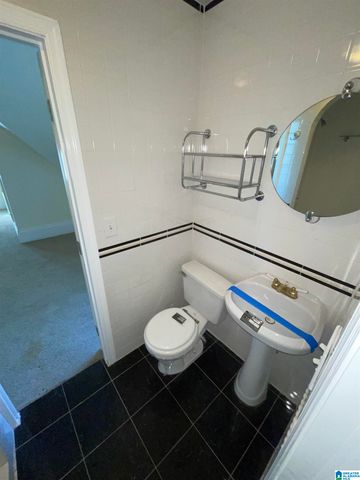 300 E 3RD STREET, Sylacauga, AL 35150