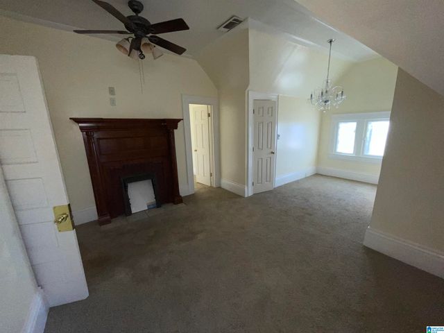 300 E 3RD STREET, Sylacauga, AL 35150