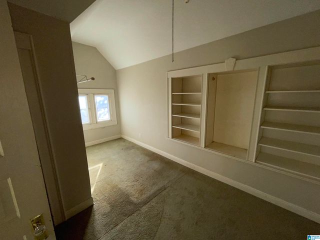 300 E 3RD STREET, Sylacauga, AL 35150