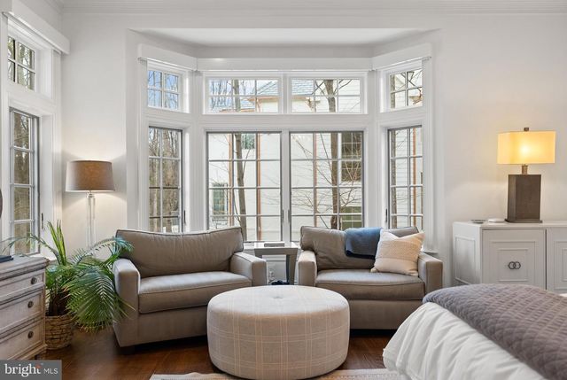 6929 RIVER OAKS DR, Mclean, VA 22101