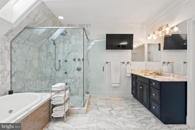 6929 RIVER OAKS DR, Mclean, VA 22101