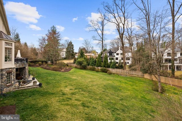 6929 RIVER OAKS DR, Mclean, VA 22101