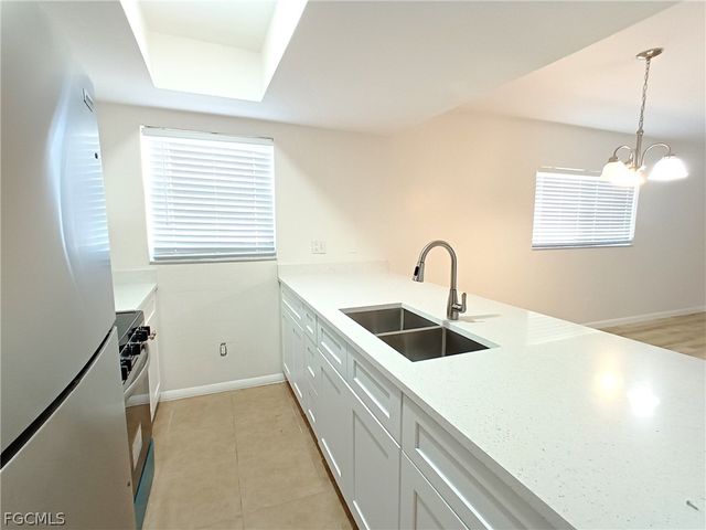 630-636 SE 13th PL 1, Cape Coral, FL 33990