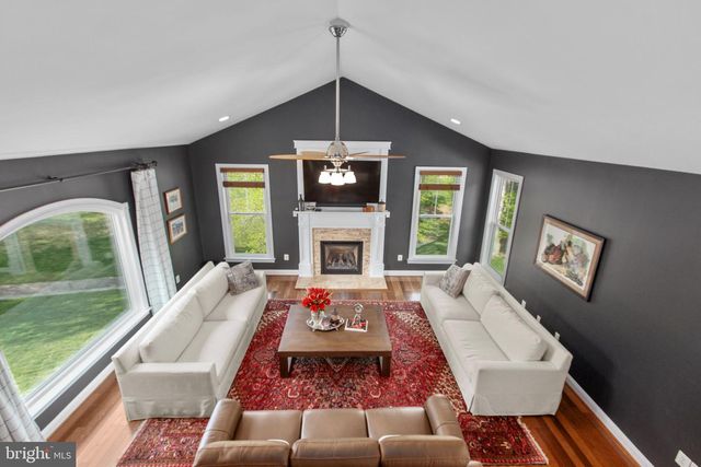 400 GENTLE BREEZE CIR, Fredericksburg, VA 22406