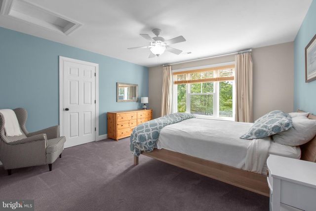 400 GENTLE BREEZE CIR, Fredericksburg, VA 22406