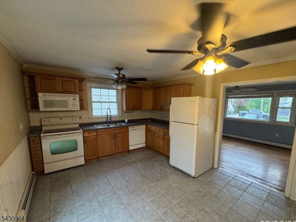 35 Mayne Ave, Byram Twp., NJ 07874 — photo 4