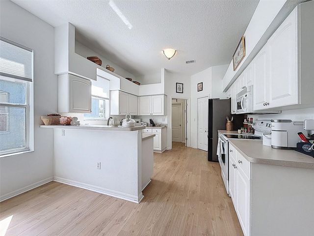 11303 CLEAR OAK CIRCLE, New Port Richey, FL 34654