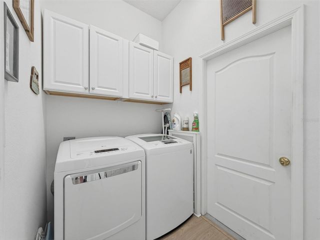 11303 CLEAR OAK CIRCLE, New Port Richey, FL 34654