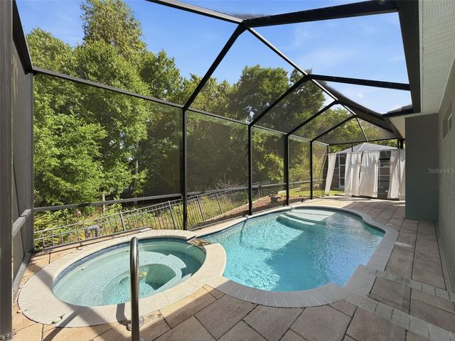 11303 CLEAR OAK CIRCLE, New Port Richey, FL 34654