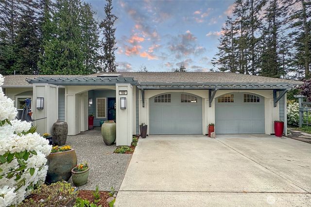 102 Sunset Place, Sequim, WA 98382