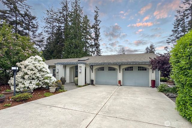 102 Sunset Place, Sequim, WA 98382