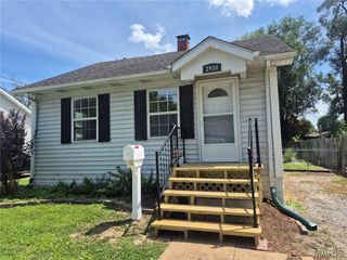 2920 Pershing Boulevard, Granite City, IL 62040