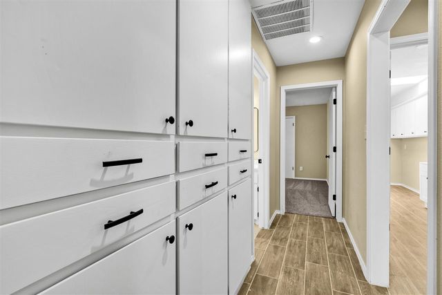 1102 NW 73rd St, Lawton, OK 73505