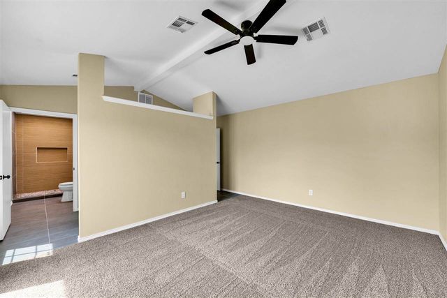 1102 NW 73rd St, Lawton, OK 73505